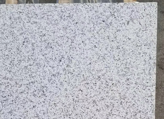 省錢又省心：如何在芝麻灰石材價格優(yōu)惠的基礎上購買到心儀的商品？(圖2)