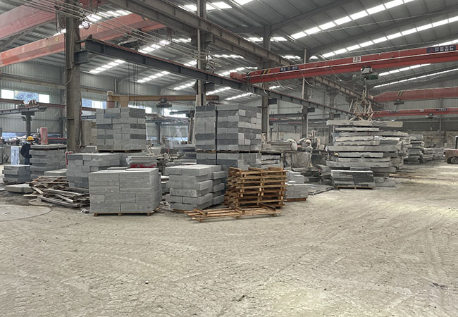 配合建筑裝修搭配，仿石材生態(tài)地鋪石PC磚輕松點亮整個空間(圖1)