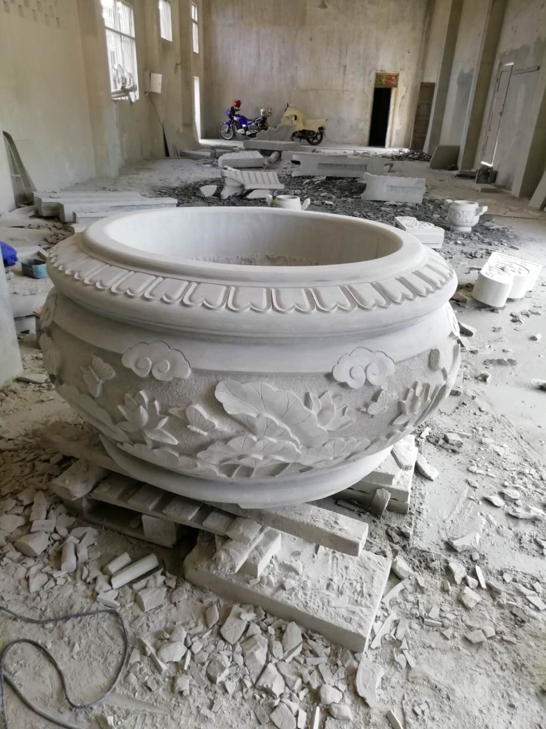 波形護(hù)欄(圖1)