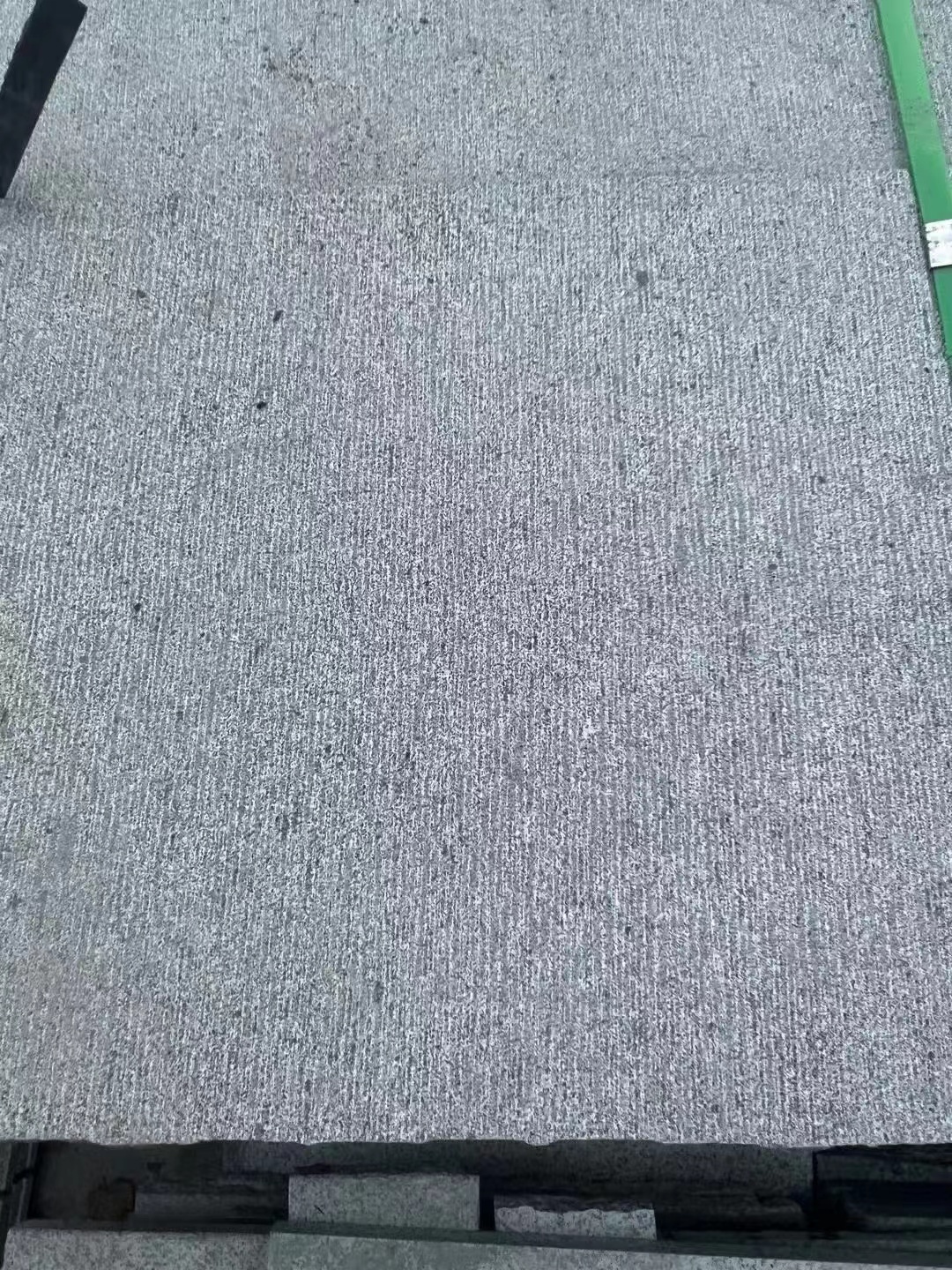 雪花青石材加工荔枝面、火燒面、光面等工藝(圖2)