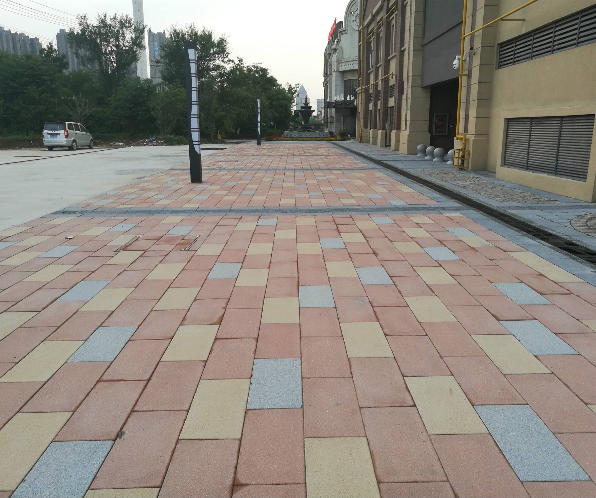 邁向可持續(xù)未來(lái)：生態(tài)地鋪石點(diǎn)亮城市的新篇章(圖2)