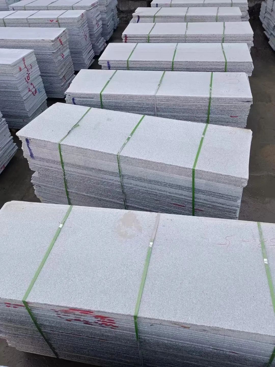 3公分厚300×600石材：芝麻黑、芝麻灰、芝麻白花崗巖種類(lèi)及價(jià)格(圖18)