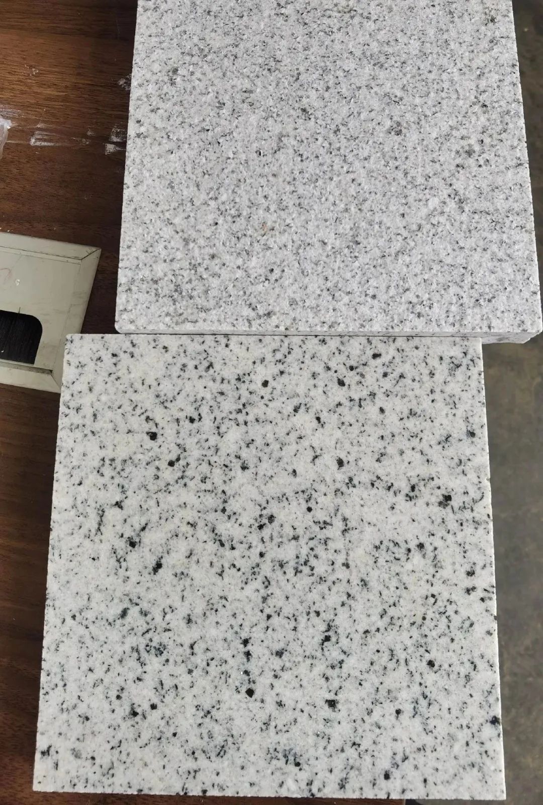 3公分厚300×600石材：芝麻黑、芝麻灰、芝麻白花崗巖種類(lèi)及價(jià)格(圖29)