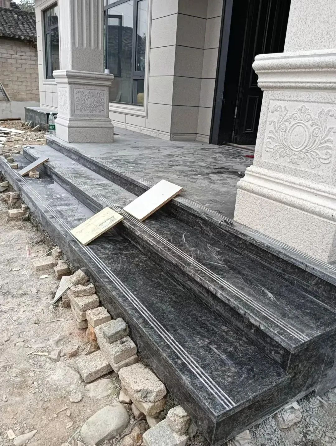 英國棕石材：黑棕與紅棕石材加工價格差異的原因分析(圖10)