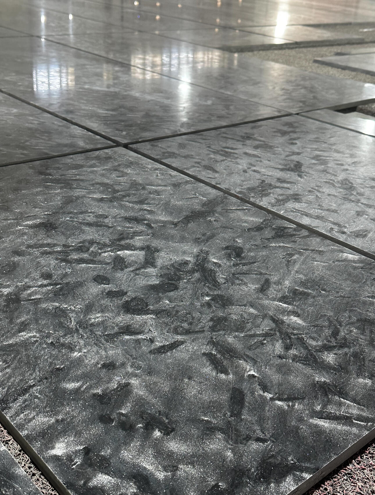 安哥拉黑石材光面批發供應商