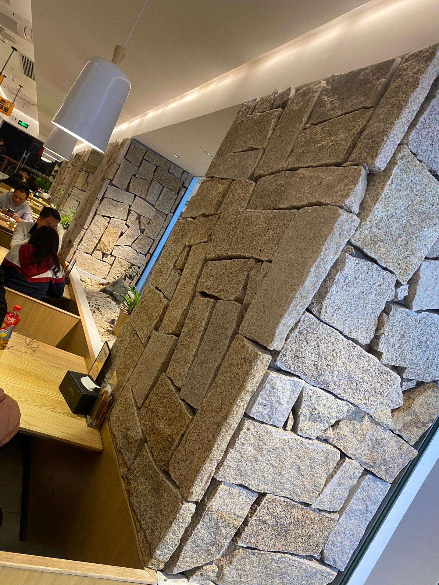 舊石板石材廠家直銷價格分析