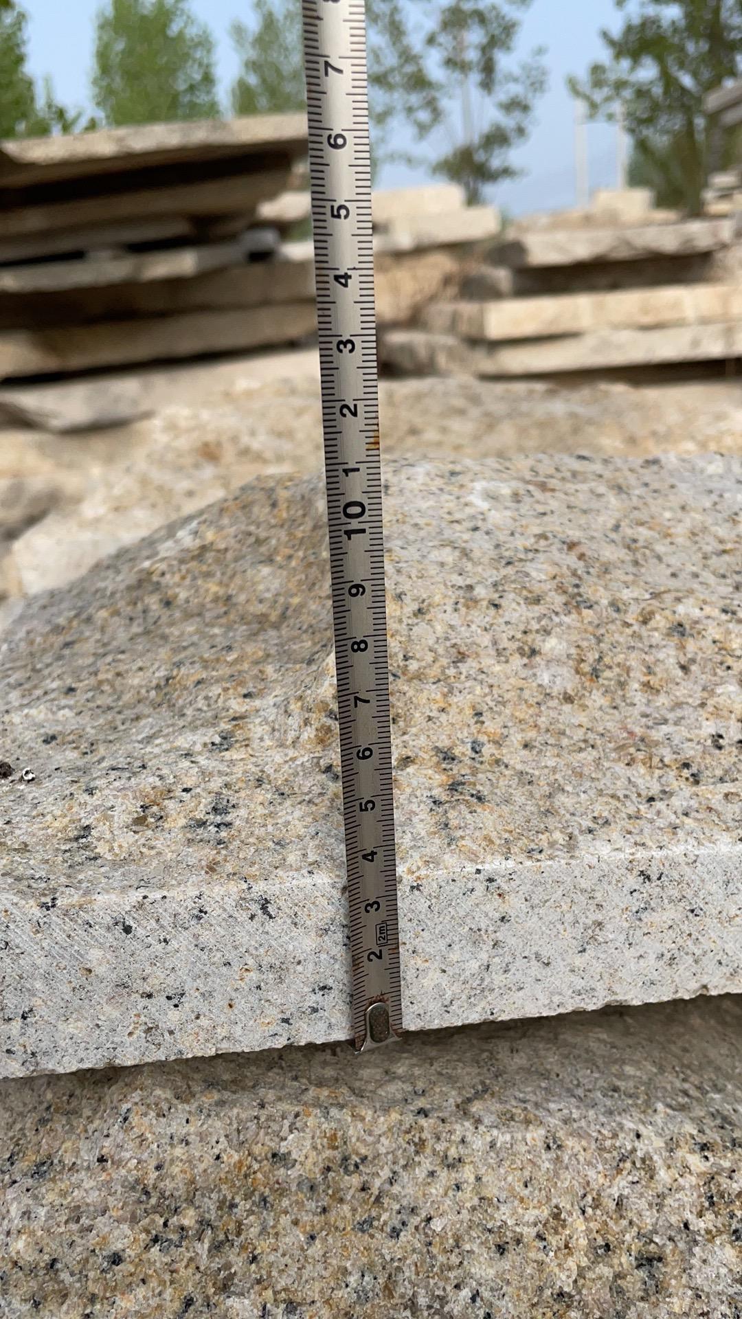 蘑菇石外墻多少錢一個(gè)平方