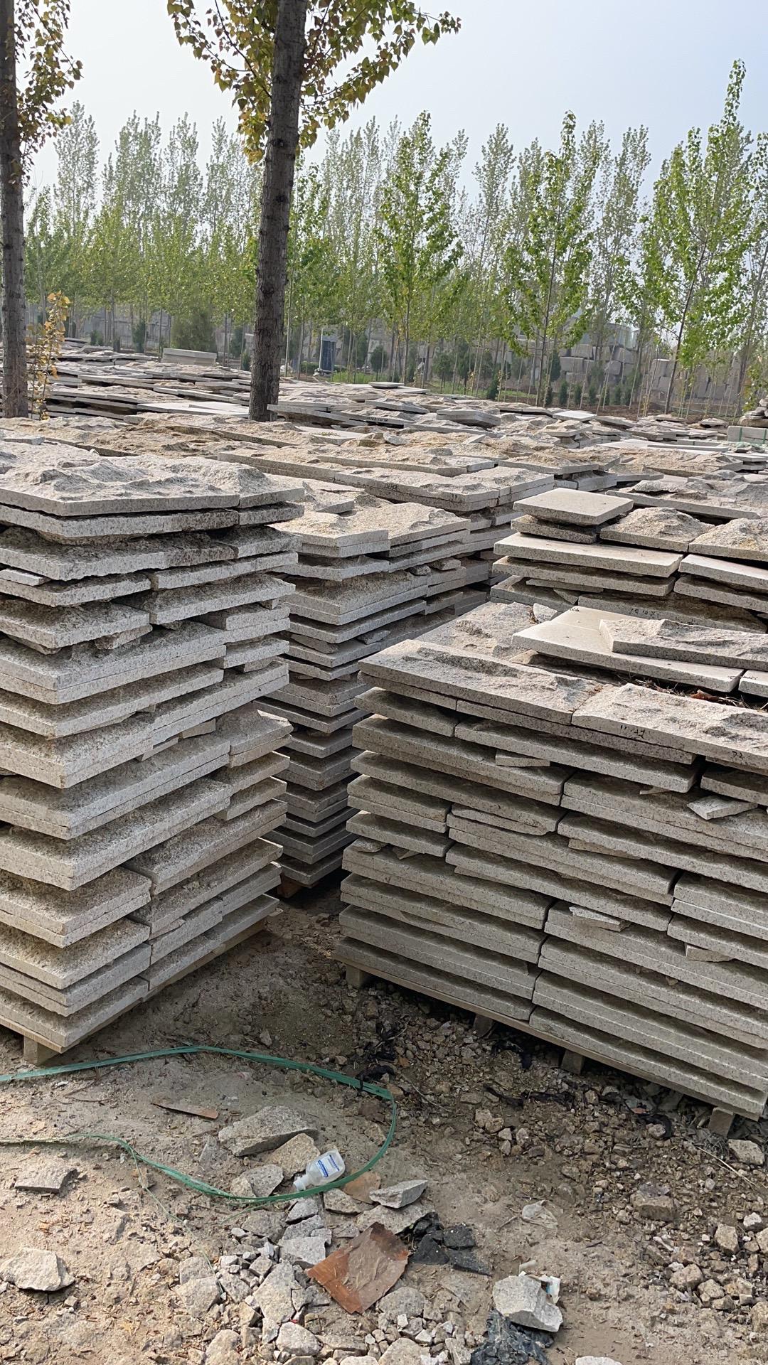 芝麻灰花崗巖蘑菇石加工價格