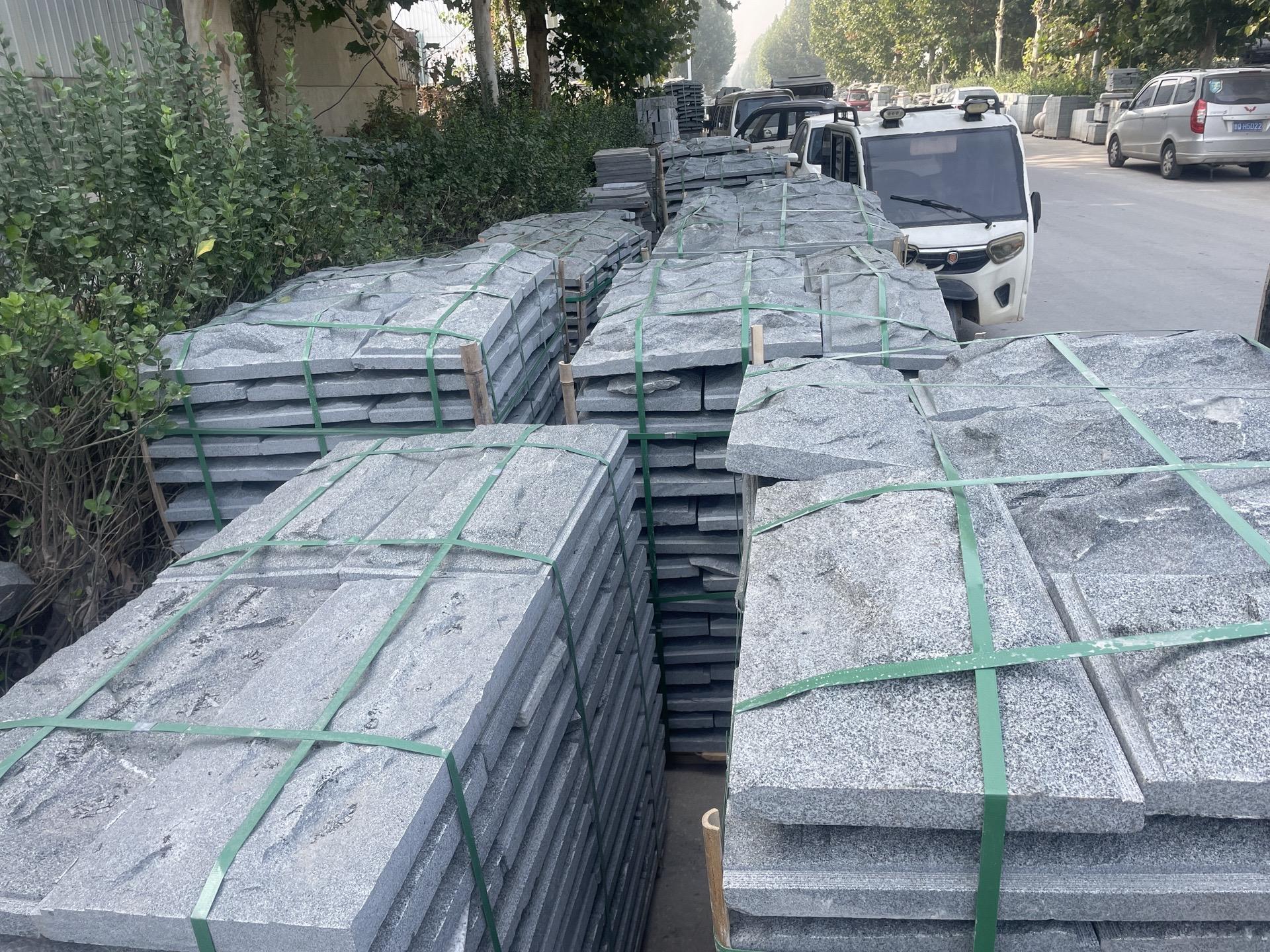 蘑菇石廠家芝麻黑花崗巖加工