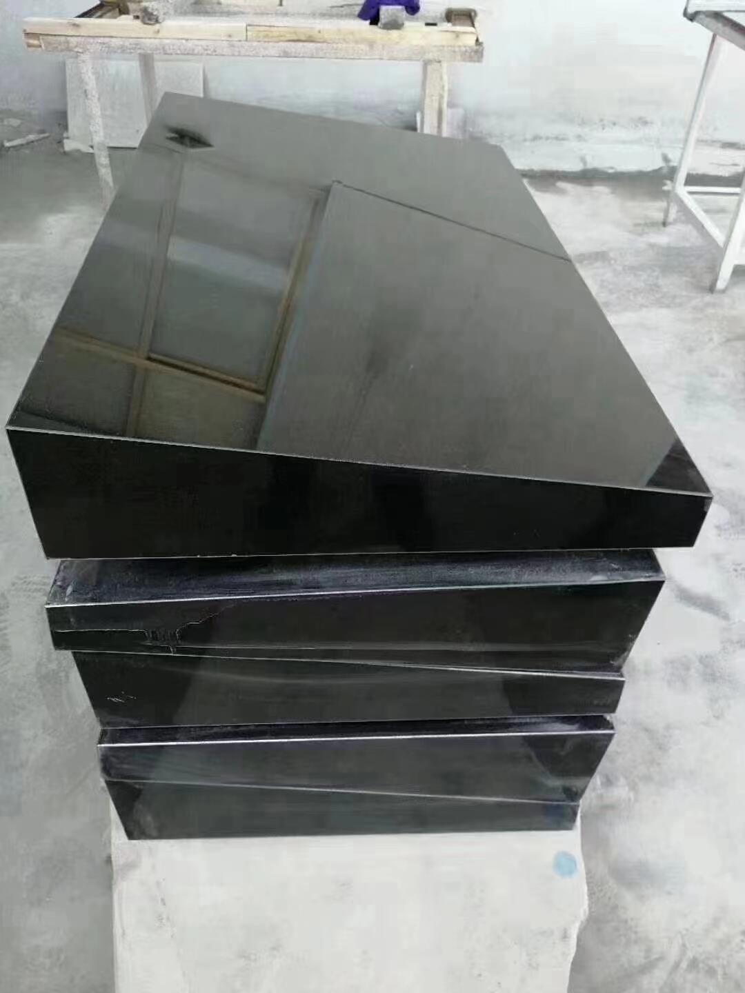 芝麻黑墓碑廠家定制方案