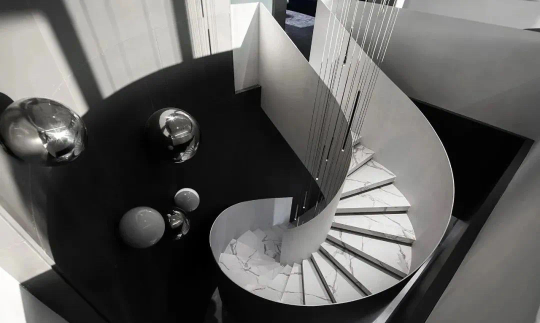 地面鋪貼，天然大理石與瓷磚誰更驚艷？