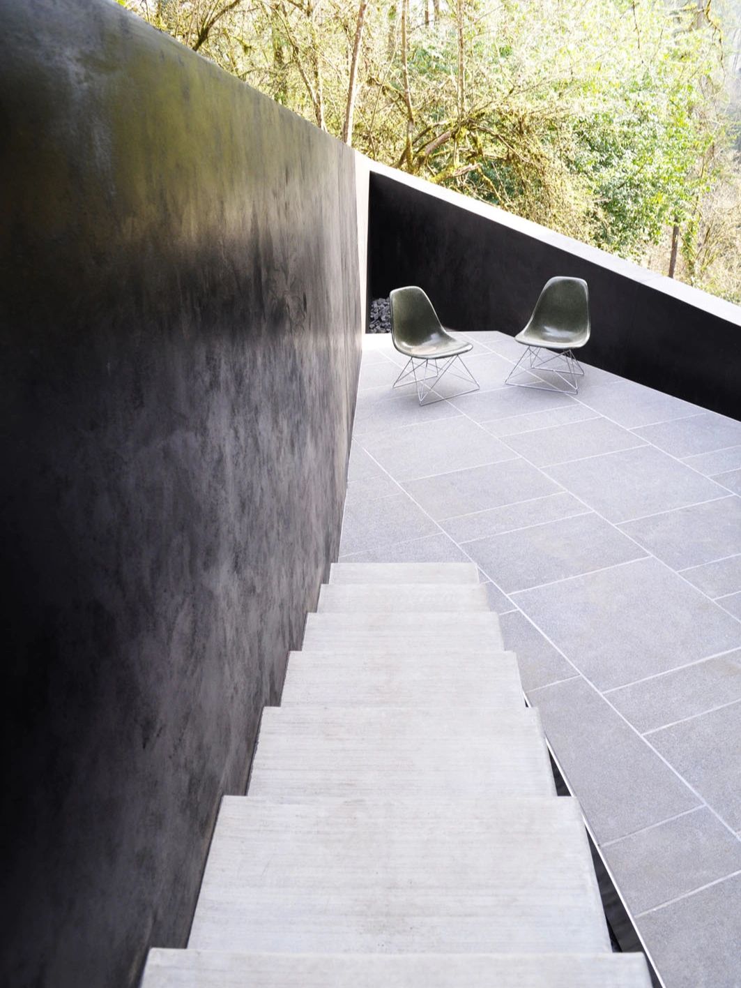 輕質背襯板與天然石材復合結構施工方式