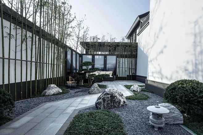 天然石材臺面板選擇黑色和白色哪種好