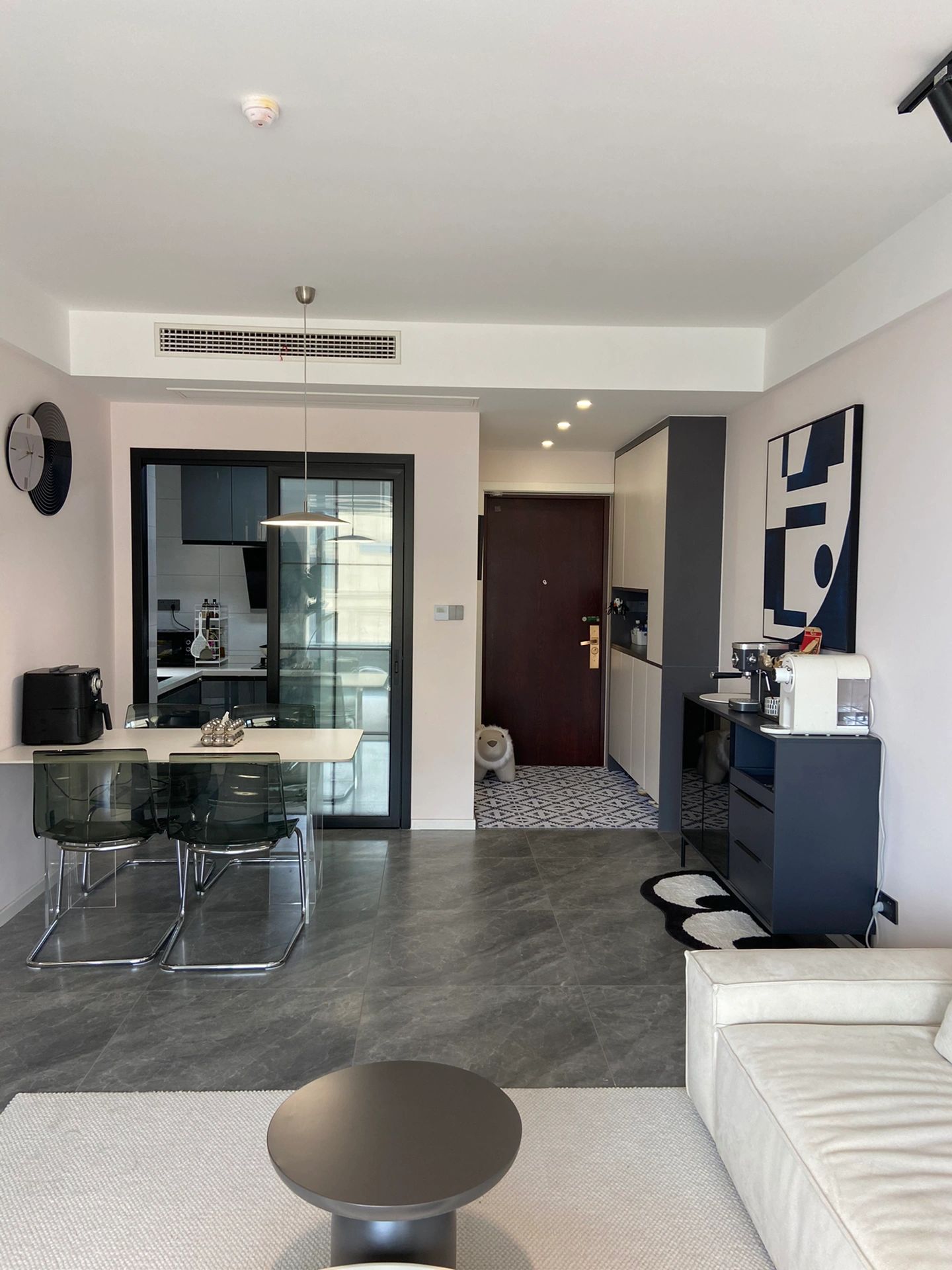 石材讓平平無奇的樓梯踏步更加高大上