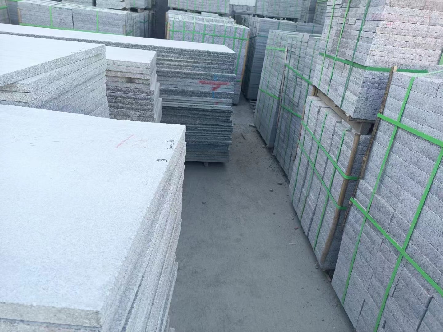 選購芝麻白火燒板時，你真的了解廠家報價背后的門道嗎？(圖2)