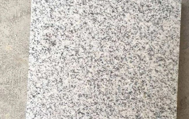 芝麻白花崗巖廠家是否支持現場放樣配合？