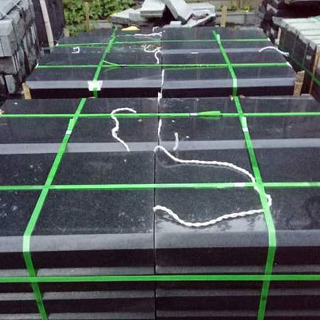 10×10小方磚芝麻黑馬蹄石自然面在園林步道中的實際鋪貼馬蹄石廠家價格組成要素(圖4)