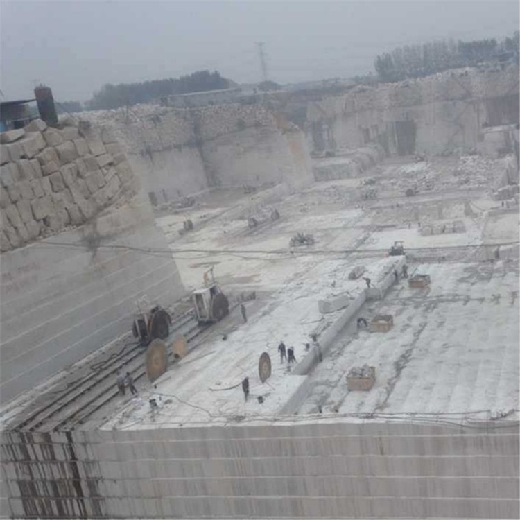 山東芝麻黑石材廠家價(jià)格