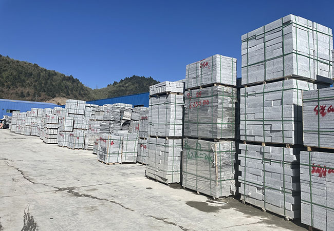 芝麻白火燒板效果圖