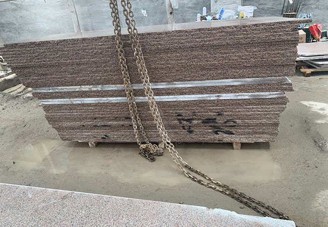 不同表面處理（拋光、啞光、荔枝面）對石材性能的影響