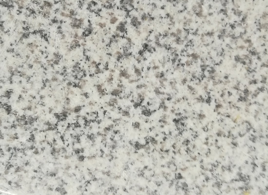 花園水景設(shè)計(jì)中石材規(guī)格的選擇與燈光線槽布局協(xié)調(diào)方法