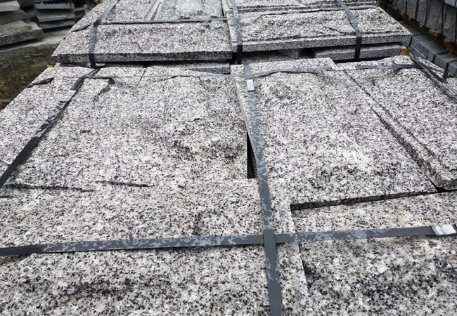 芝麻灰花崗巖廠家產品吸水率是多少