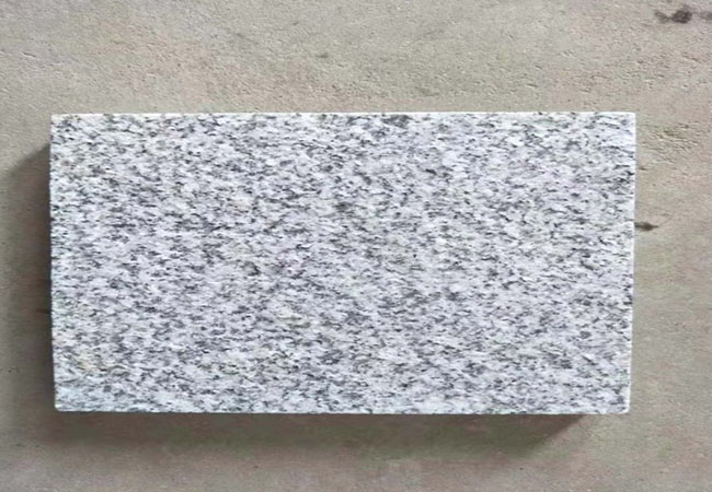 芝麻白花崗石球圖片