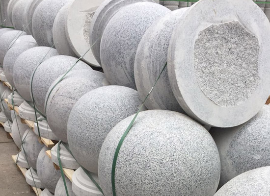 地鋪石鋪在小院中需考慮的尺寸適配性與墊層構造規范