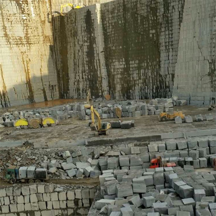 芝麻灰花崗巖面磚