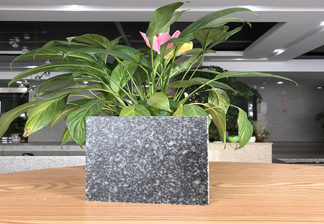 石材芝麻黑價(jià)格多少