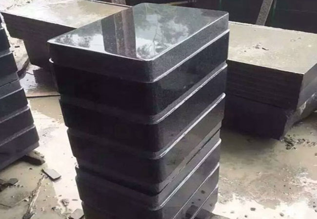 芝麻黑墓碑主碑價格多少