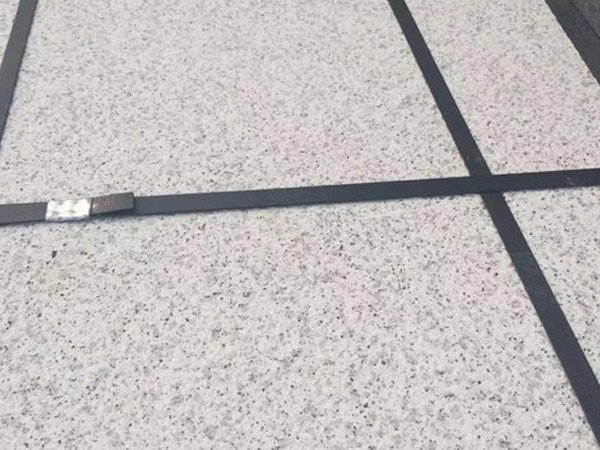 石材臺階火燒板開槽防滑(圖4)