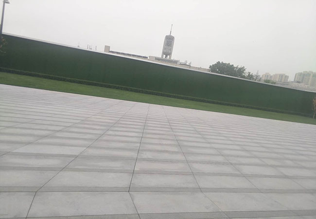 水景設計落地過程中石材規格銜接與燈光線槽隱蔽處理方式