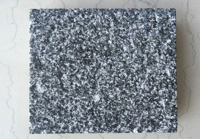 30cm芝麻黑花崗巖價格多少