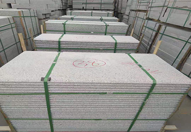 亂型板廠家銷售 不規(guī)則碎拼石 黃色碎拼石 批發(fā)廠家(圖2)