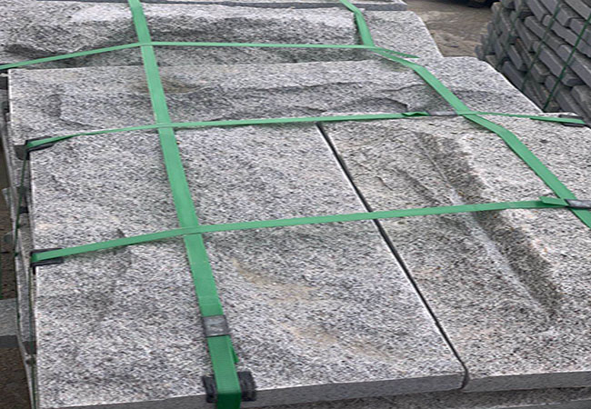 石材干掛預埋件開槽位置與巖體結構面方向關聯性