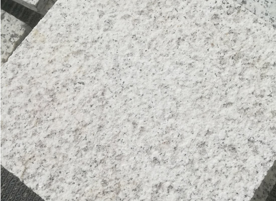 安裝背景墻時，為何燈光設計如此重要？