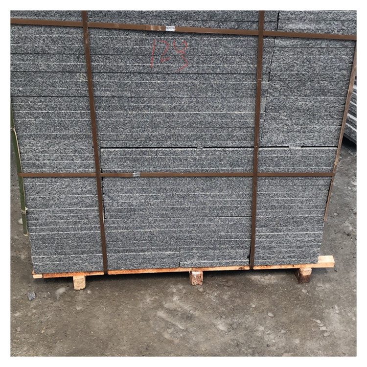 芝麻灰花崗石火燒板