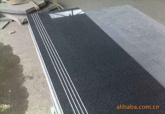 芝麻黑的色相飽和度是多少