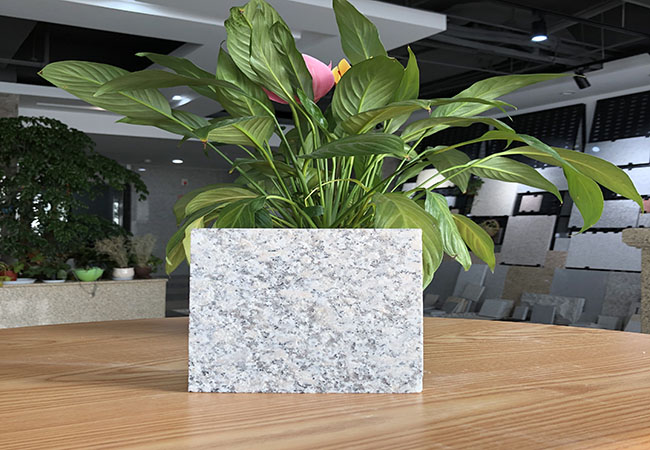 芝麻白路沿石價格表