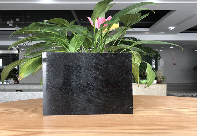 芝麻黑菠蘿板價格范圍多少